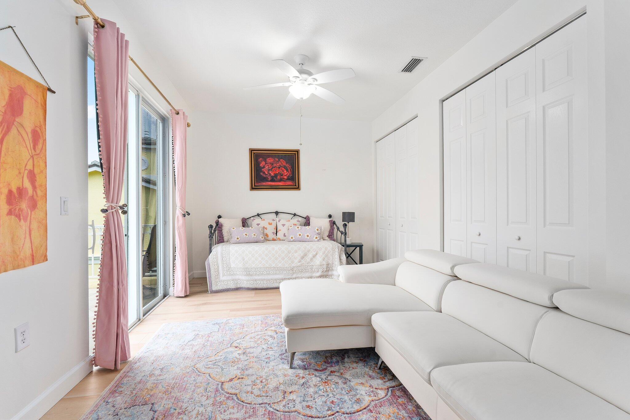 MARINER BAY - Residential Lease