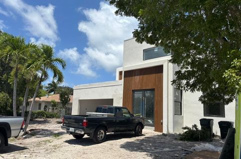 Tiny photo for 250 NE 13th Street, Delray Beach, FL 33444 (MLS # B26018196)
