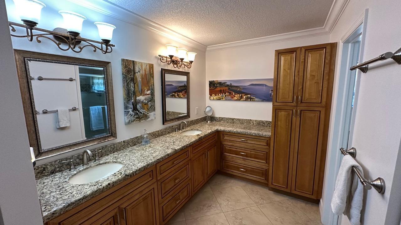 CAMINO WOODS - Residential Lease