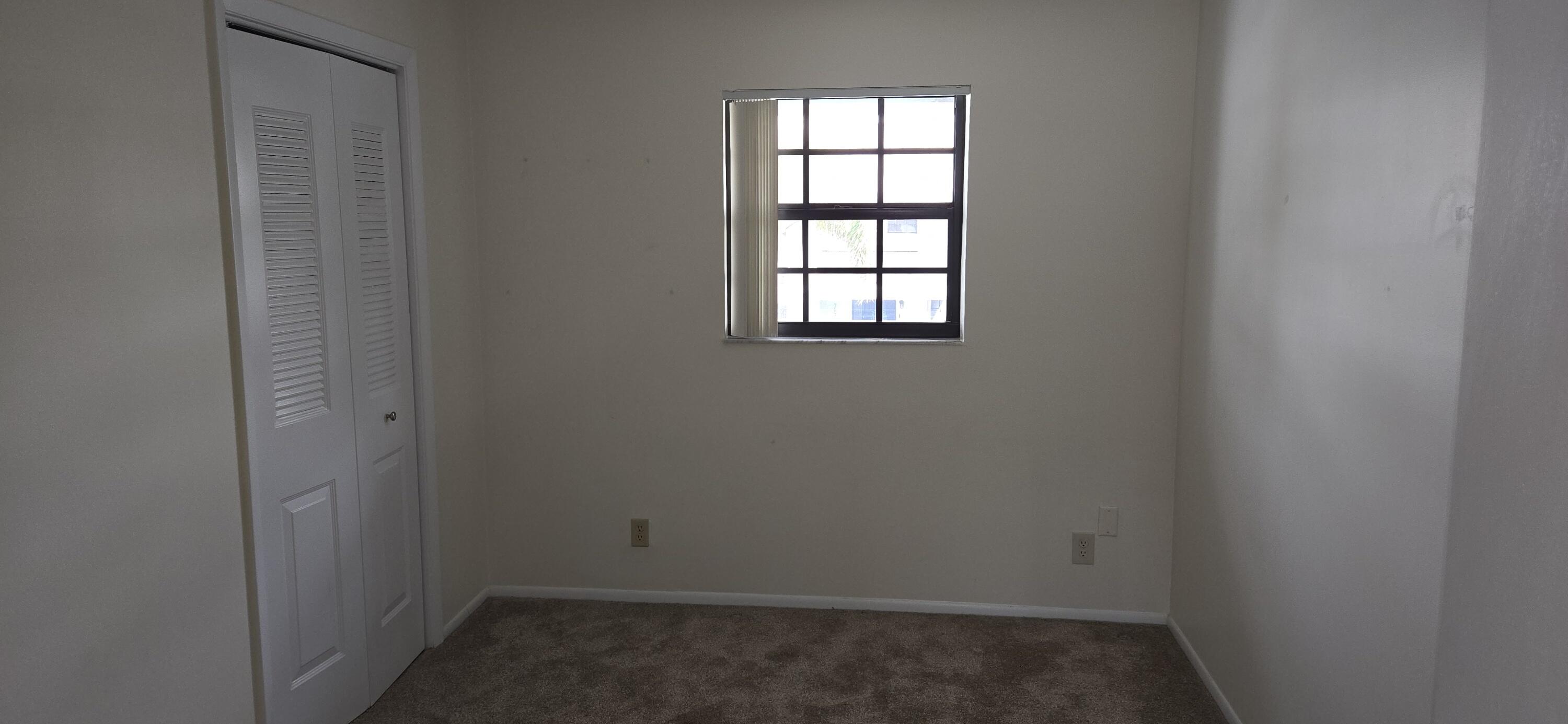 LAKE WORTH MARINER VLG - Residential