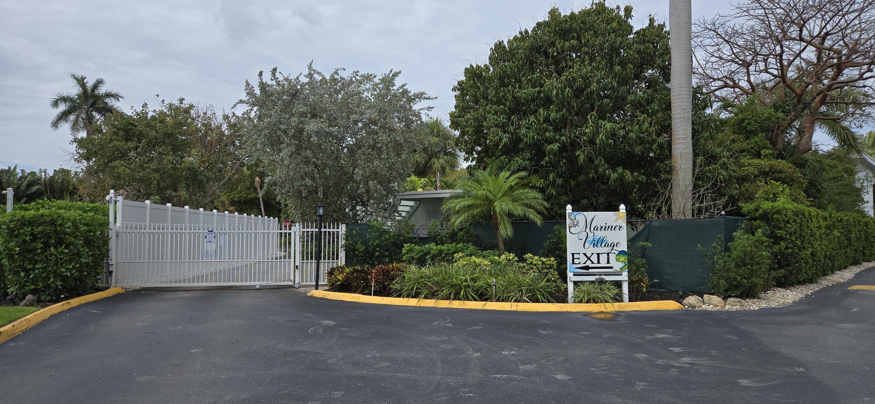 LAKE WORTH MARINER VLG - Residential