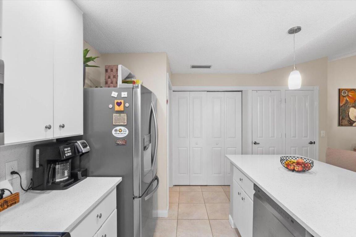 1819 SW Waterfall Boulevard