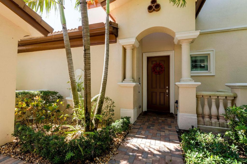 Photo of 115 Tresana Boulevard #39, Jupiter, FL 33478 (MLS # R10927969)