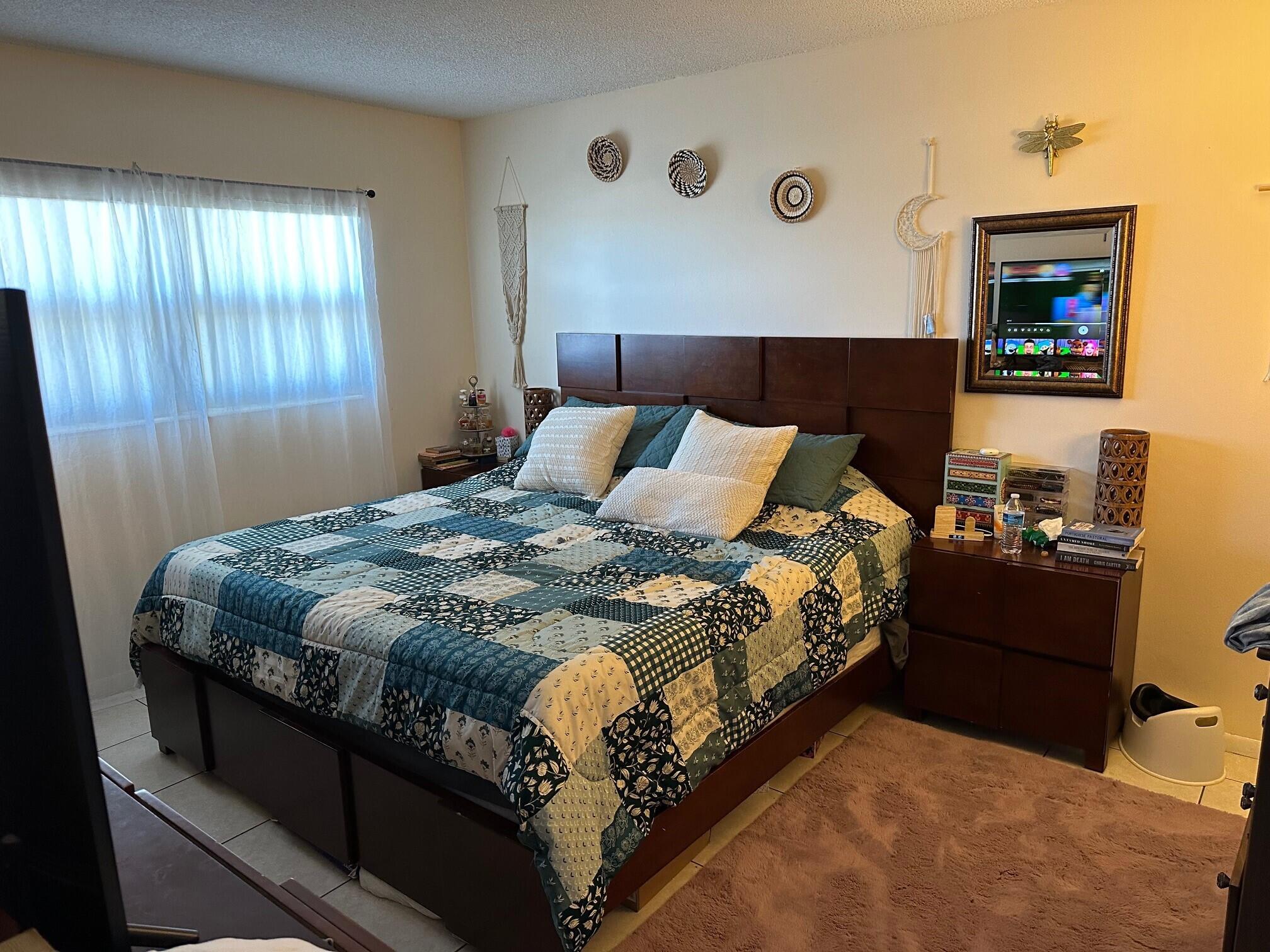 2350 NE 14th St Causeway 715