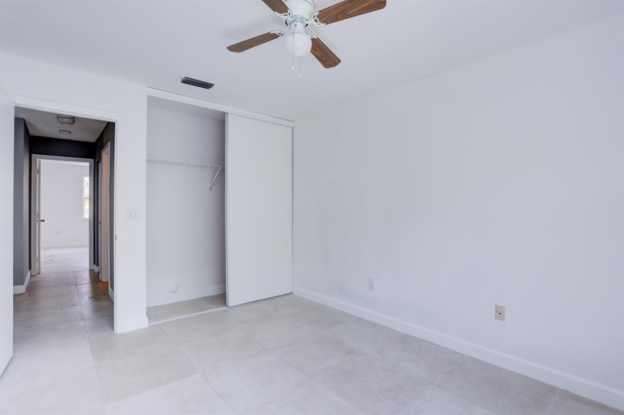 TOWNGATE - Residential Lease