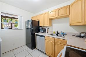 504 Gardens Drive 203