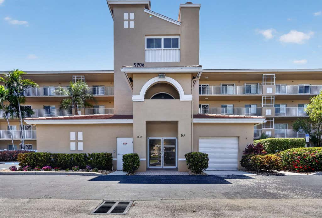 Photo of 5906 Crystal Shores Drive #208, Boynton Beach, FL 33437 (MLS # B26040889)