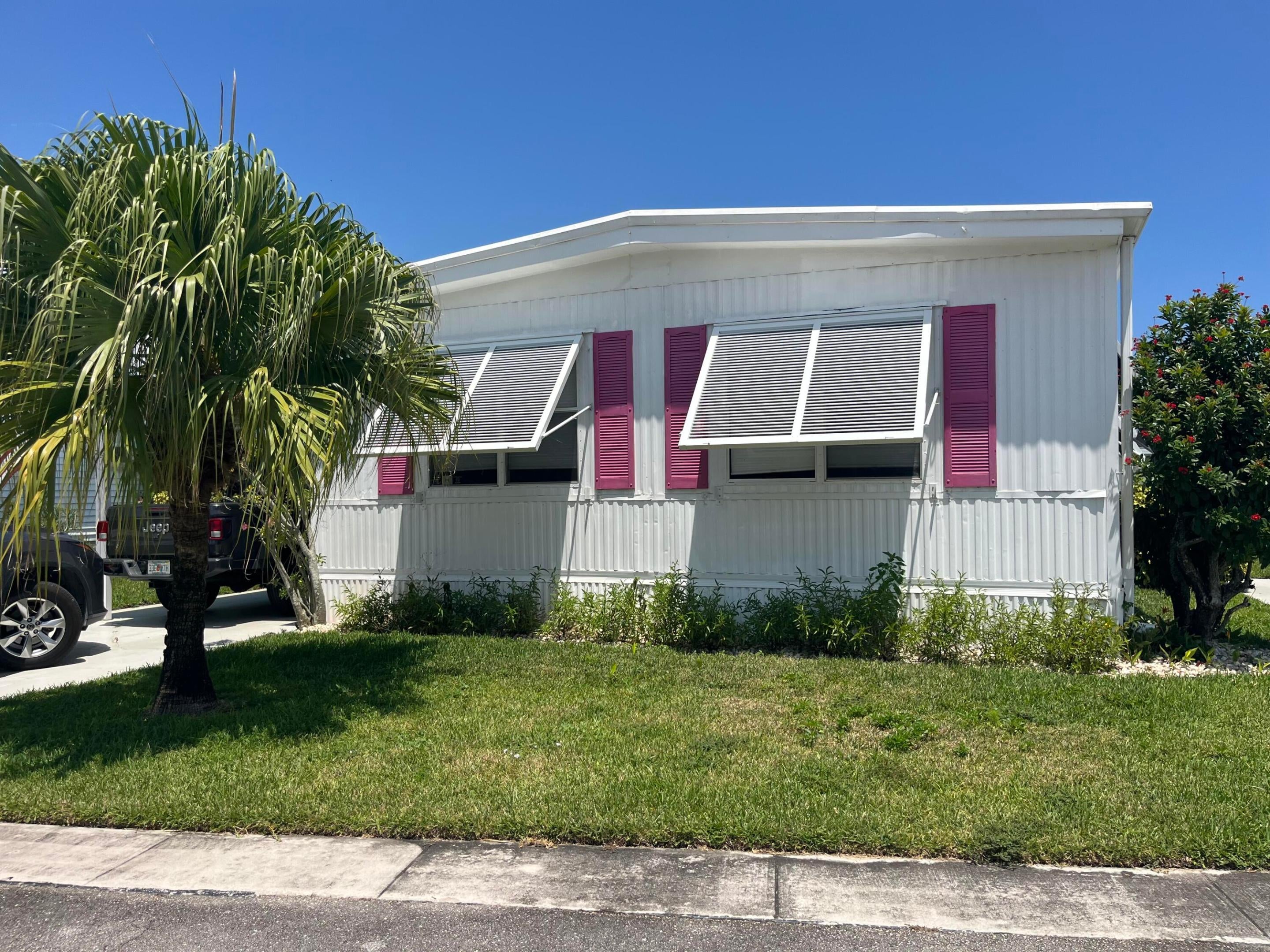 400 N Hwy A1A Unit 67, Jupiter, FL, 33477/$497,000 3 400 N Hwy A1A Unit 67