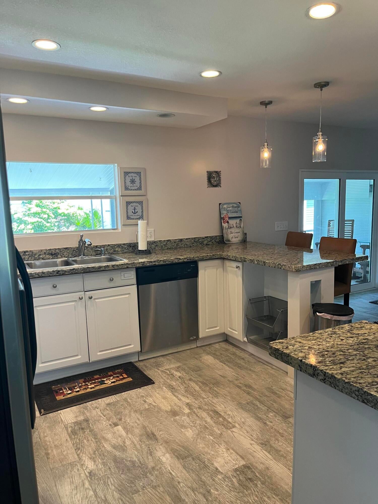 400 N Hwy A1A Unit 67, Jupiter, FL, 33477/$497,000 4 400 N Hwy A1A Unit 67