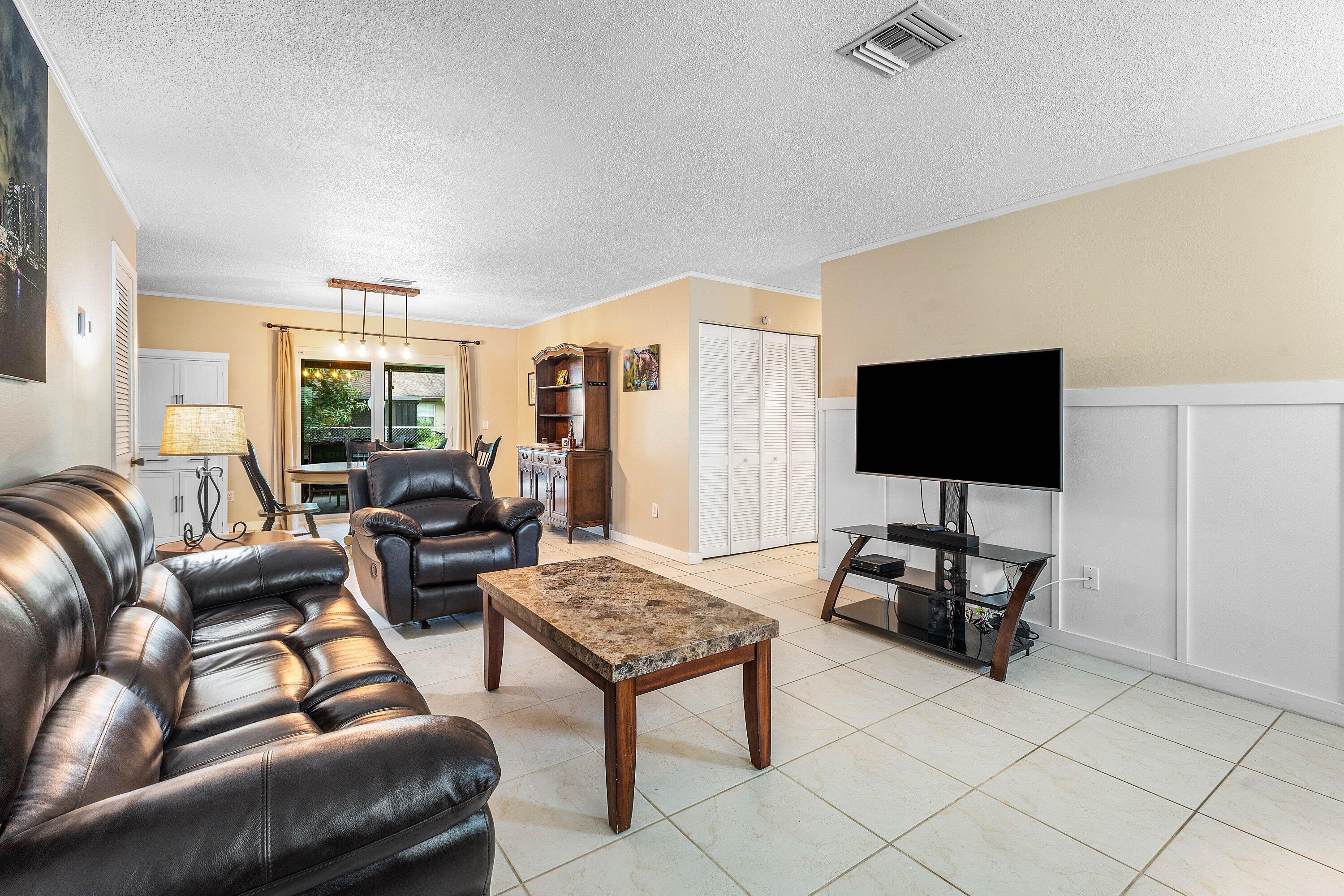 Properties 1108 Sonata Way