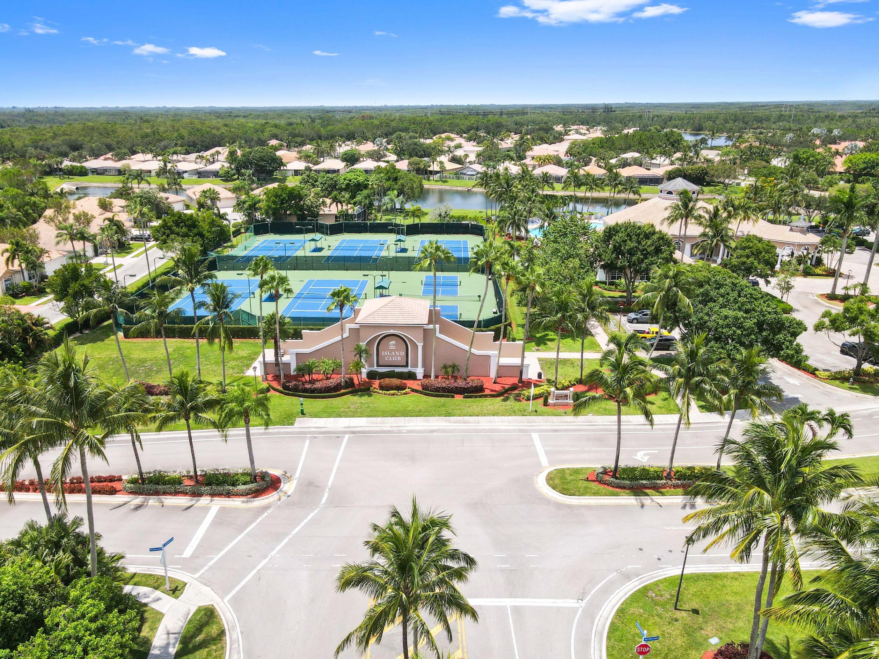 ANDROS ISLE - Residential