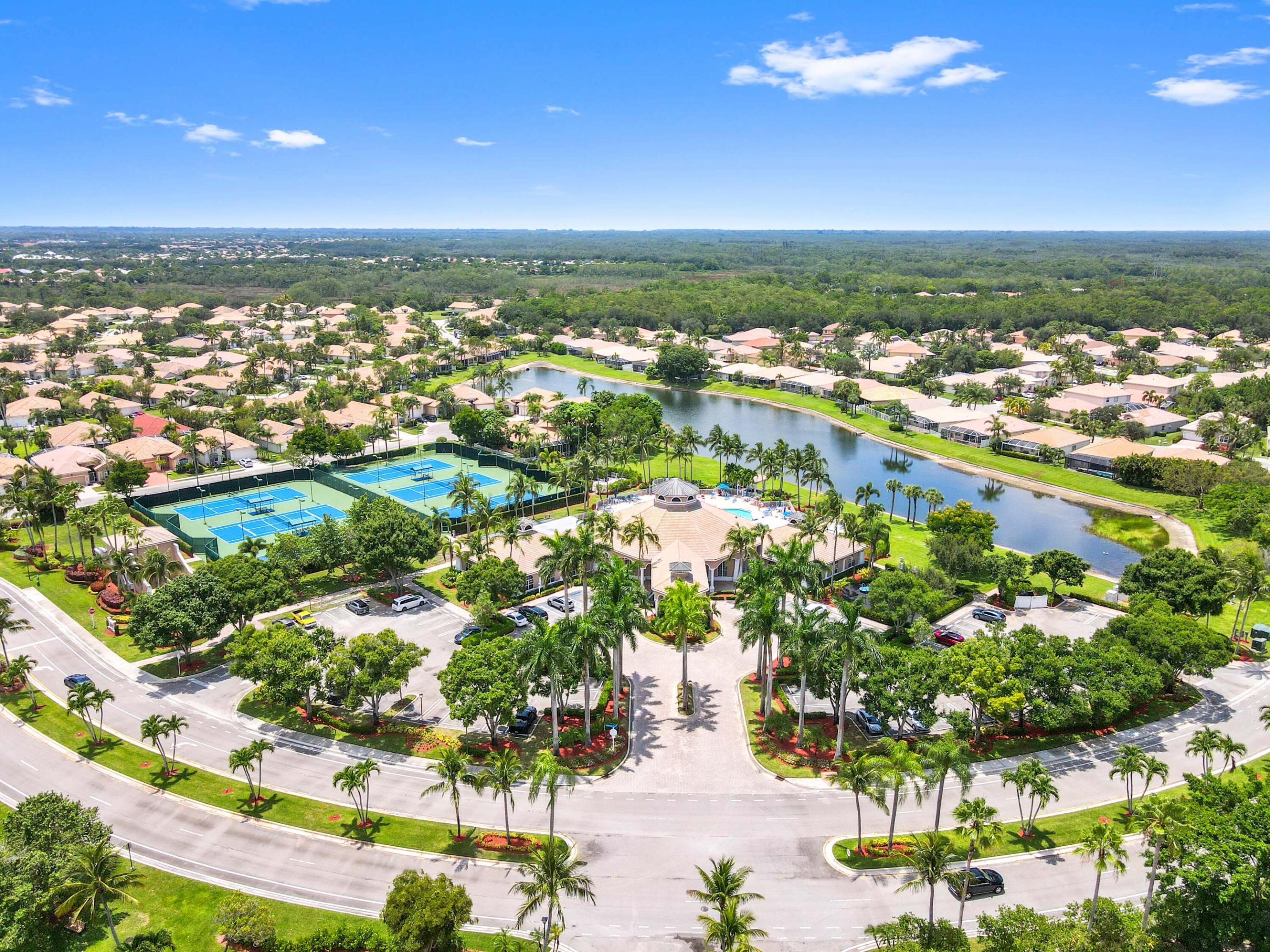 ANDROS ISLE - Residential