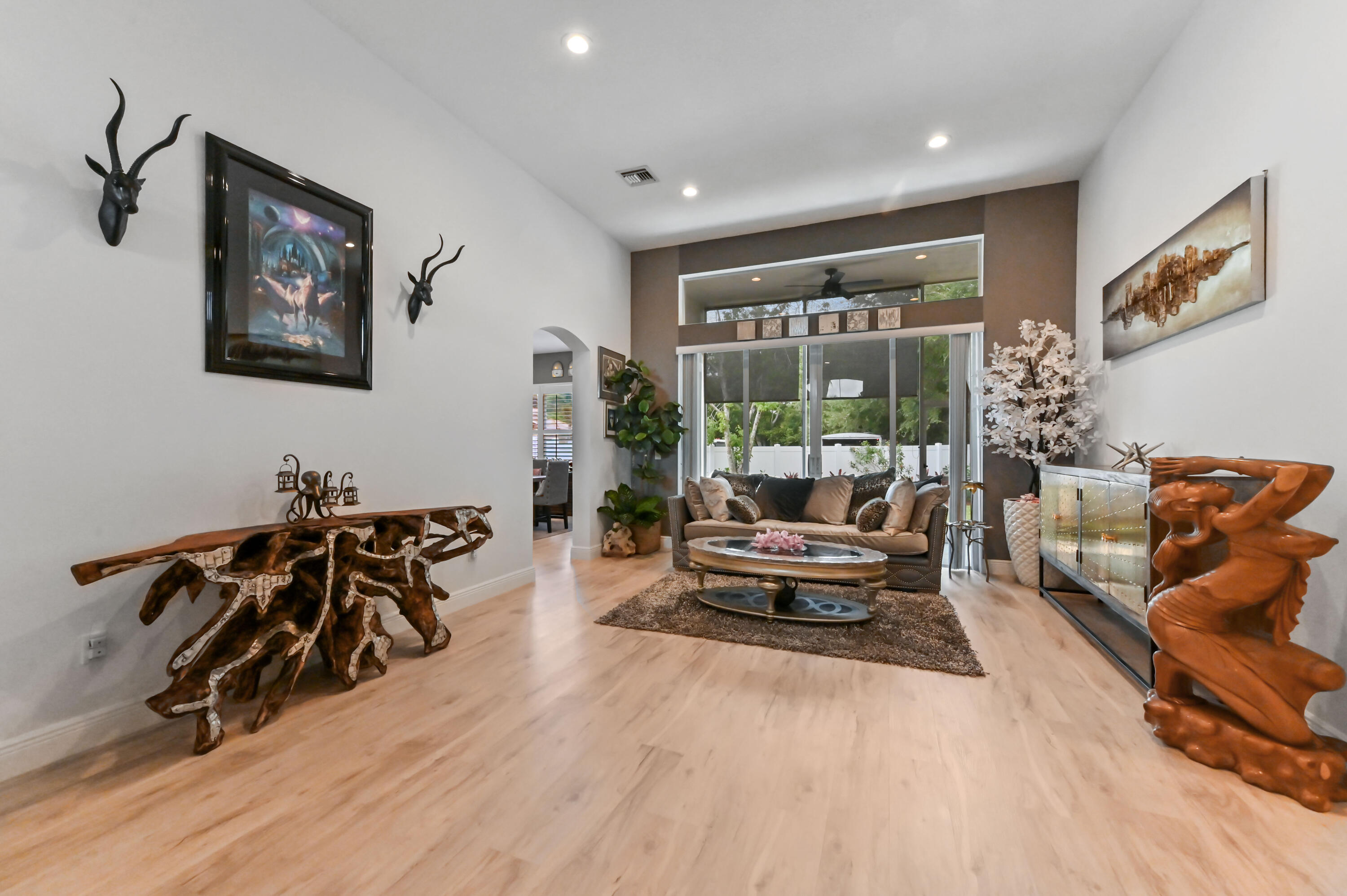 ANDROS ISLE - Residential