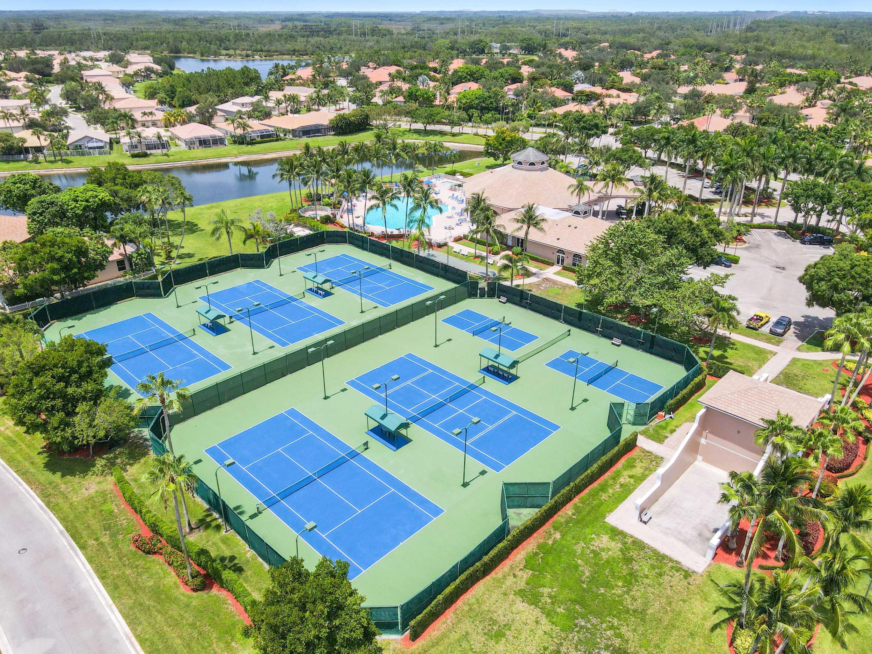 ANDROS ISLE - Residential