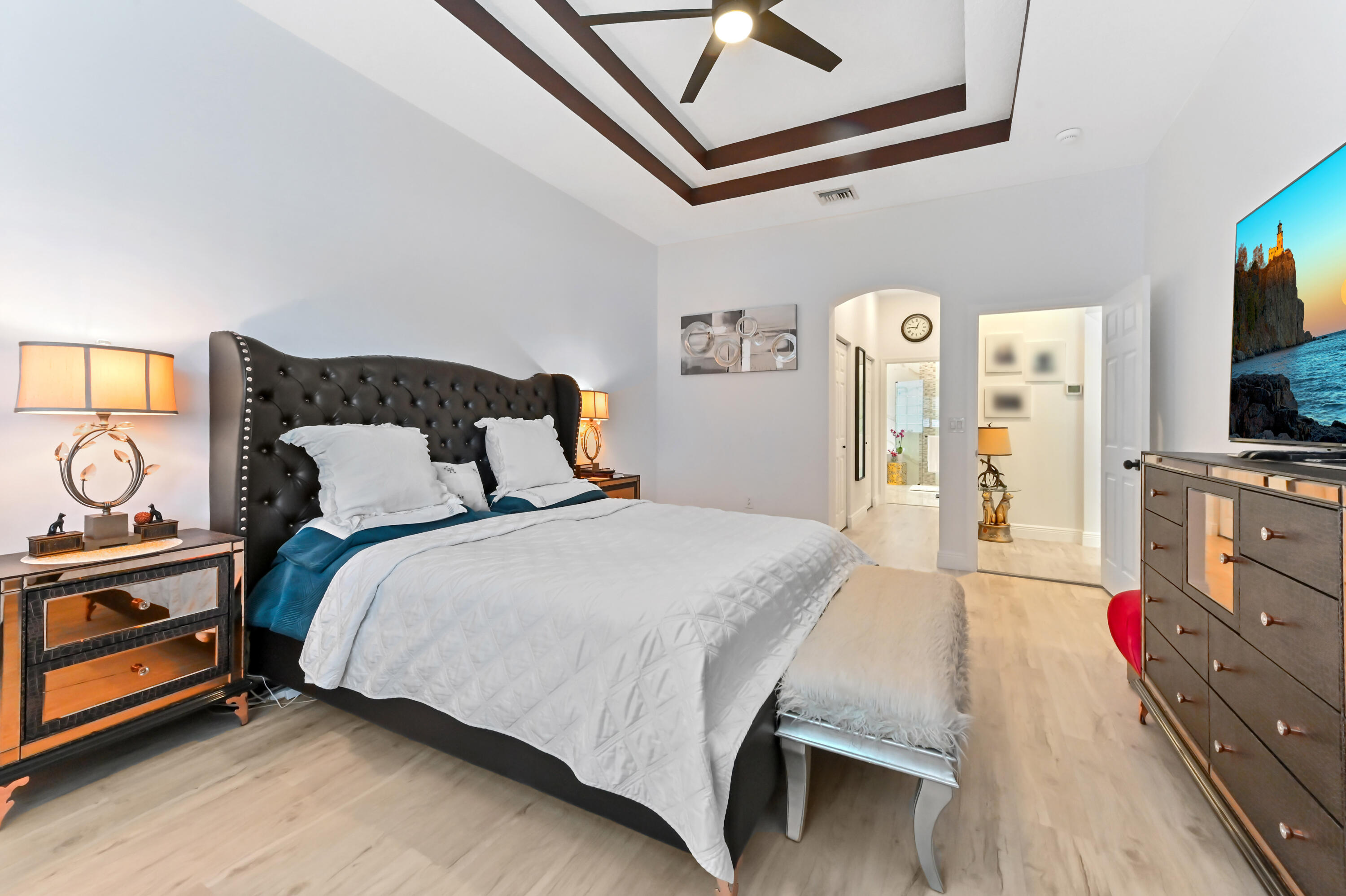 ANDROS ISLE - Residential