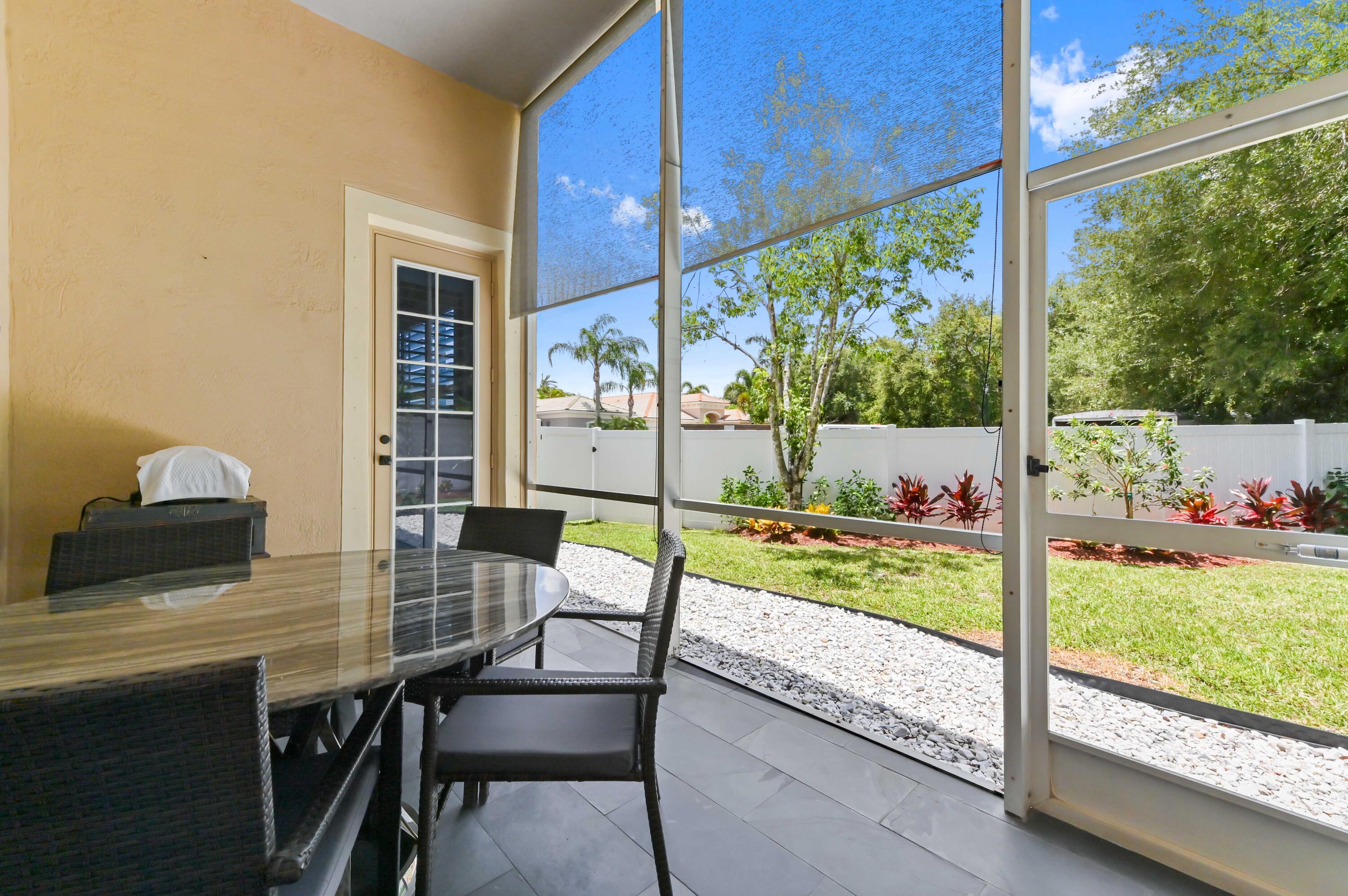 ANDROS ISLE - Residential