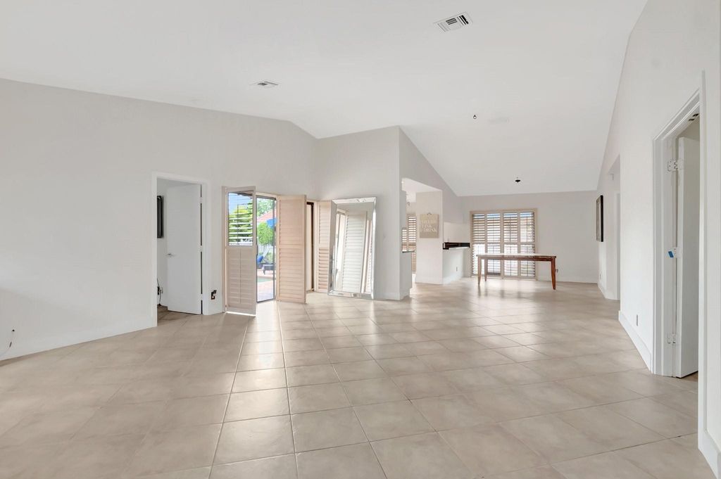 Photo of 6428 Sweet Maple Lane, Boca Raton, FL 33433 (MLS # F10496547)