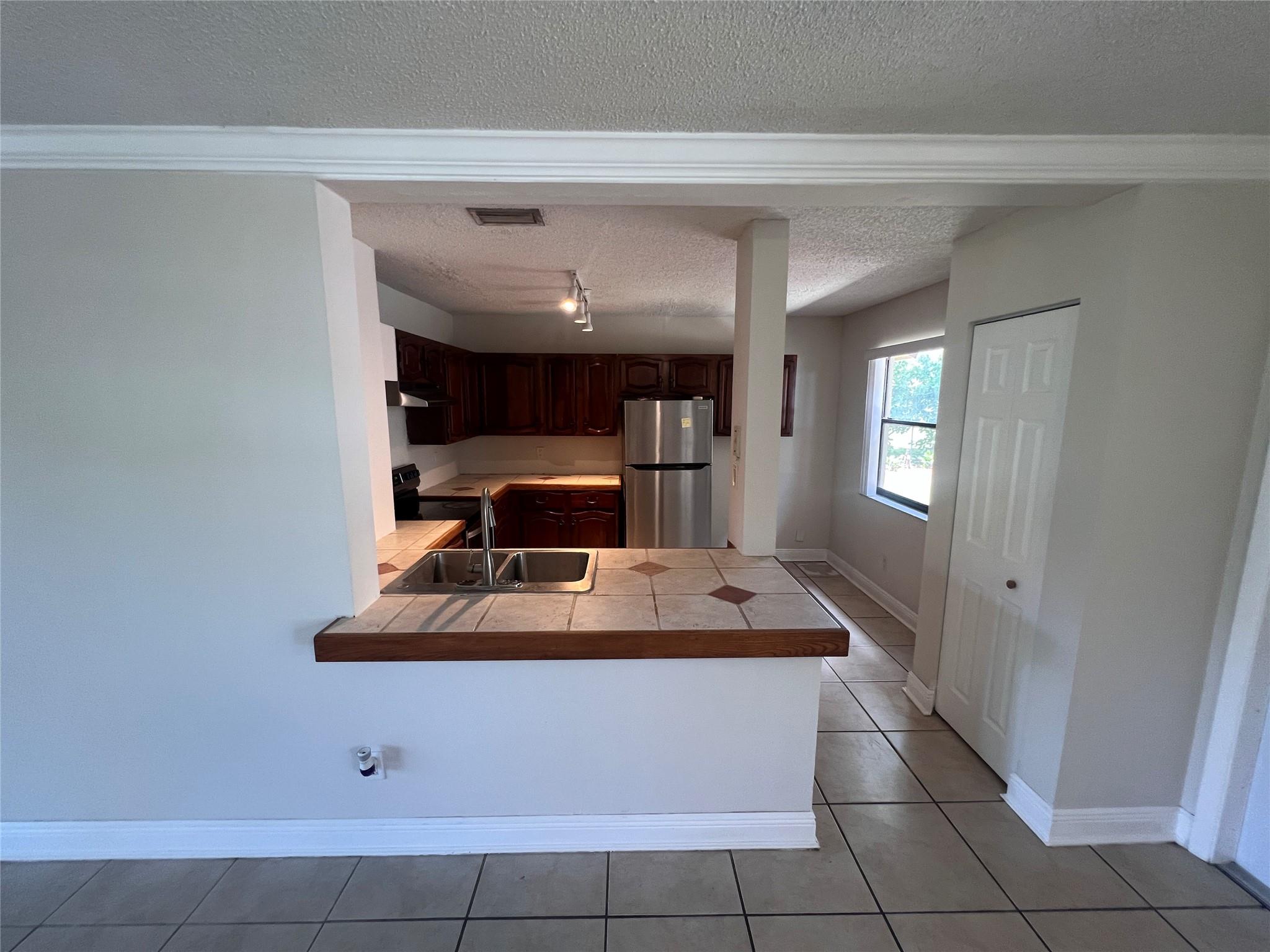 Grenadier West Condo - Residential Lease
