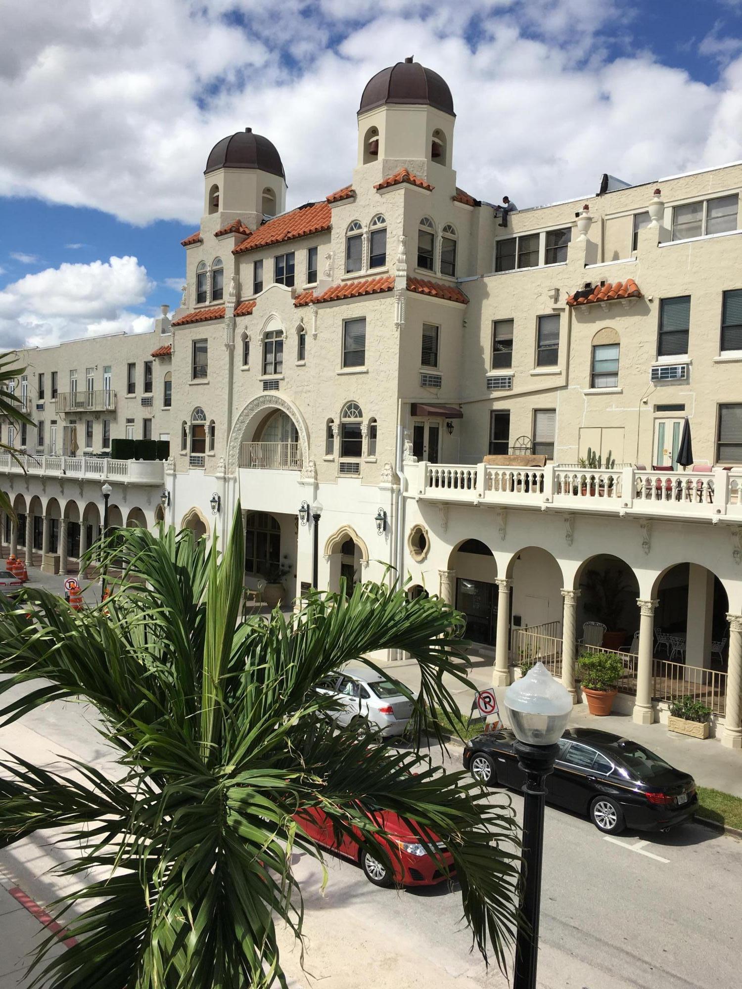 Palm Beach Hotel - Residential