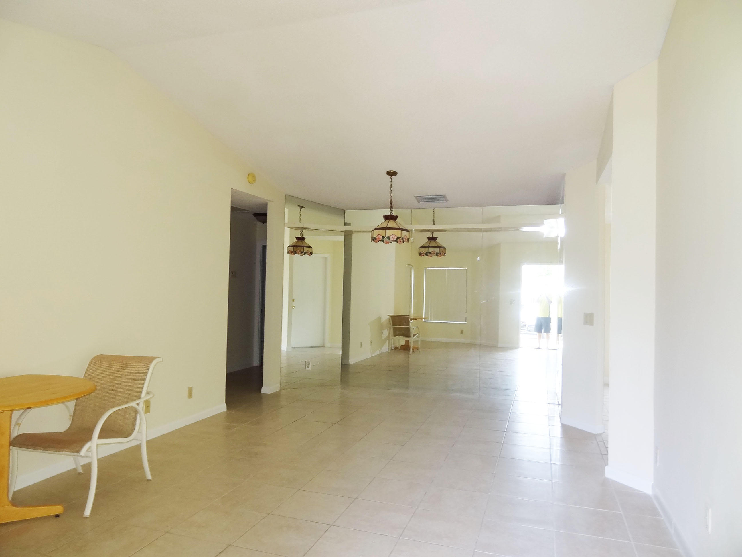 COUNTRY FAIR - Residential Lease