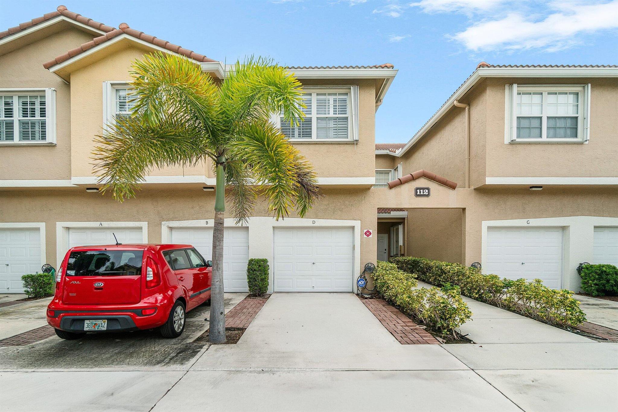 TEQUESTA TRACE CONDO - Residential