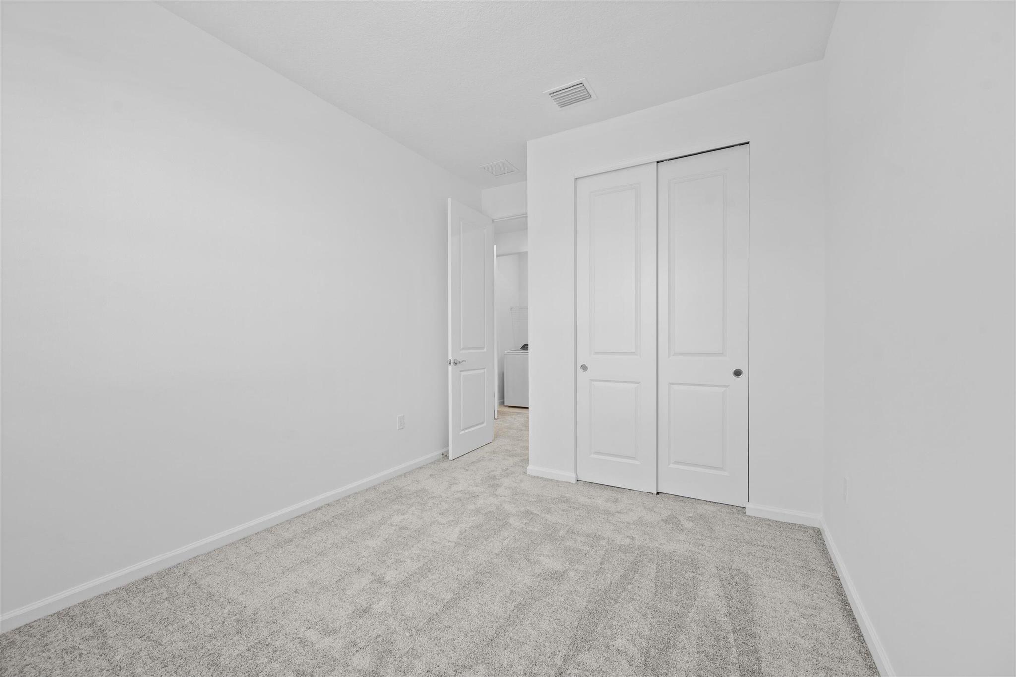 95 RIVERSIDE PUD PHASE IV - Residential Lease