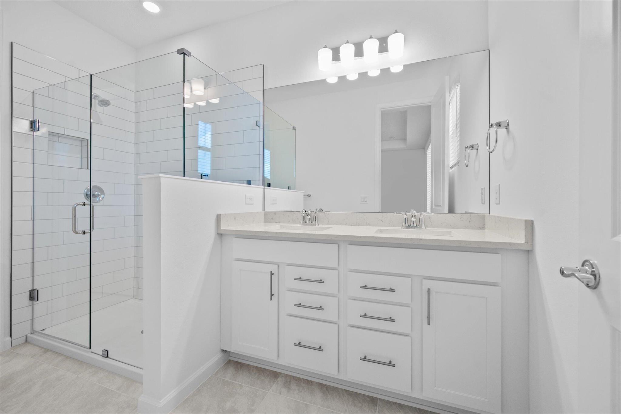 95 RIVERSIDE PUD PHASE IV - Residential Lease