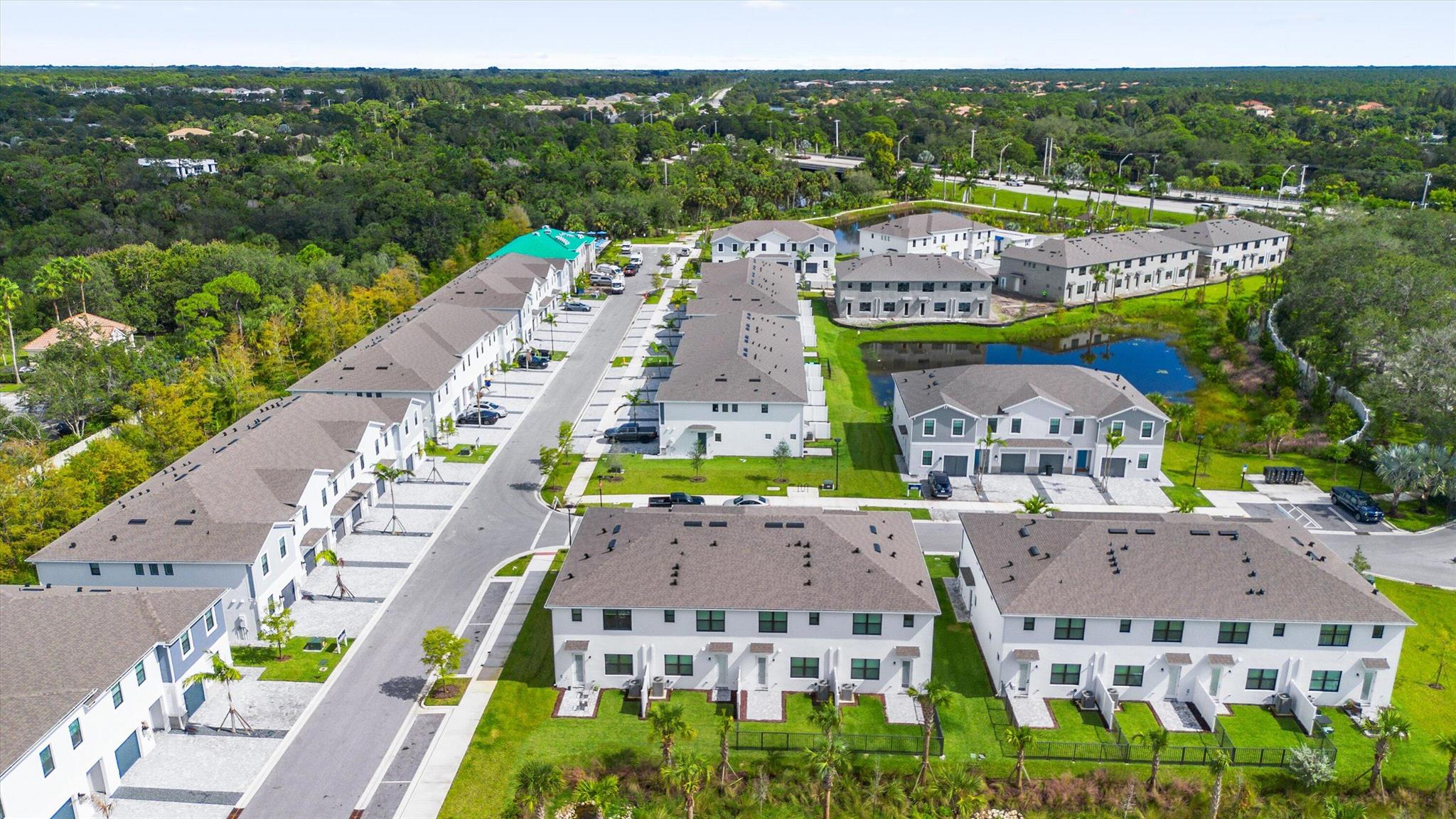 95 RIVERSIDE PUD PHASE IV - Residential Lease