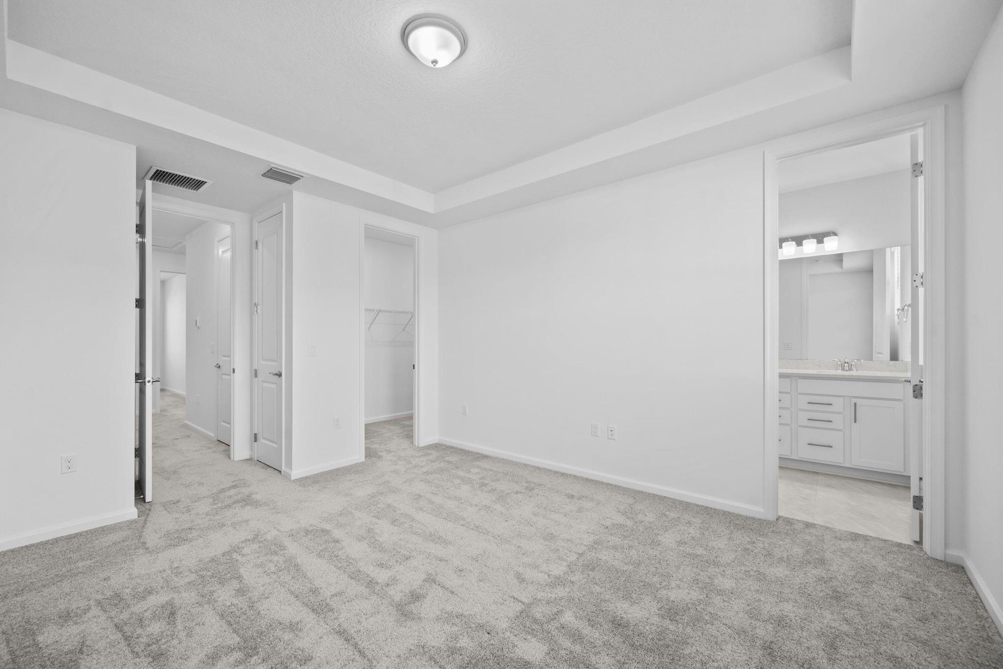 95 RIVERSIDE PUD PHASE IV - Residential Lease