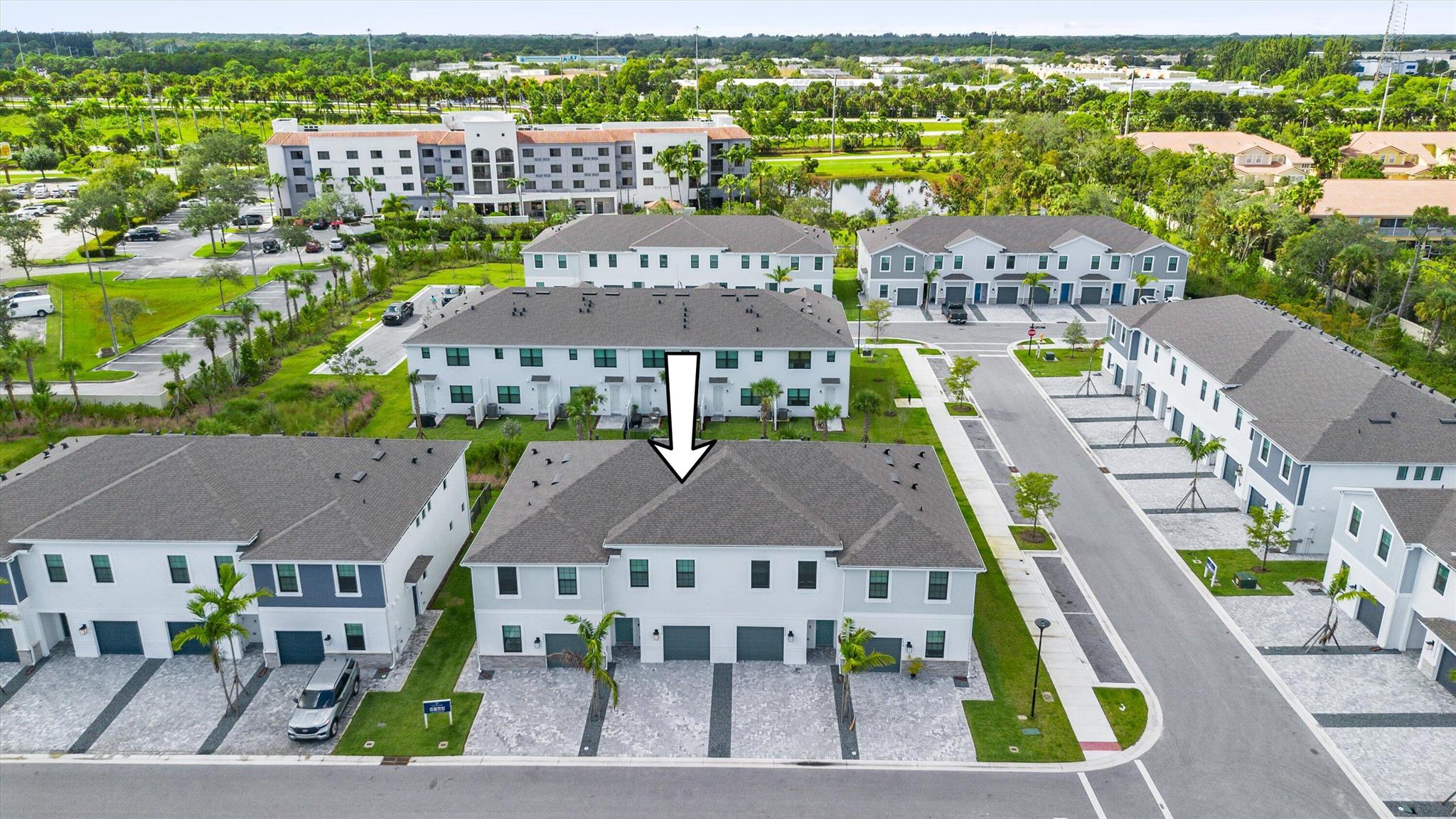 95 RIVERSIDE PUD PHASE IV - Residential Lease