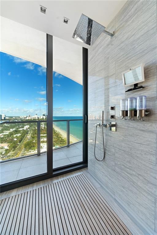 Regalia - Residential