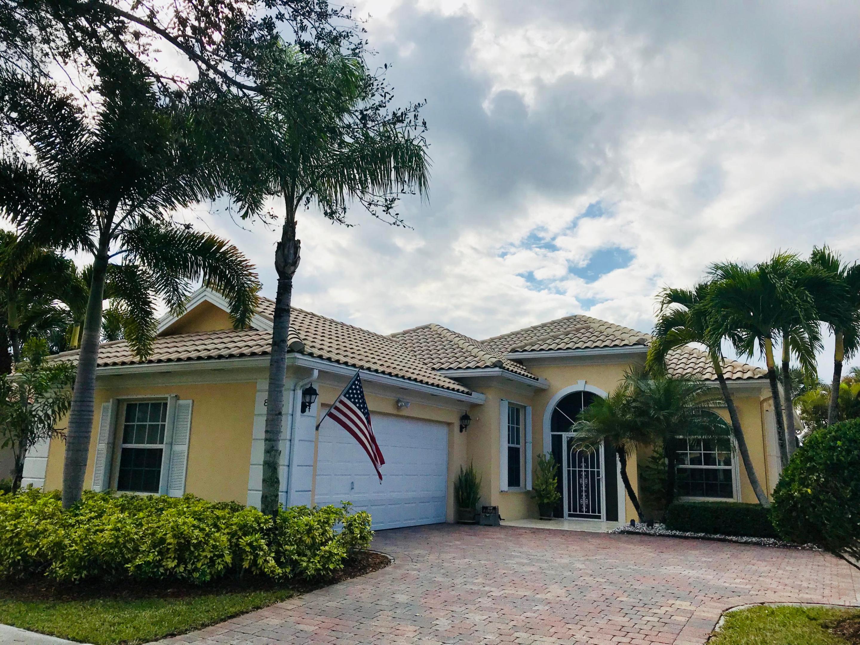 CARLETON OAKS - Residential