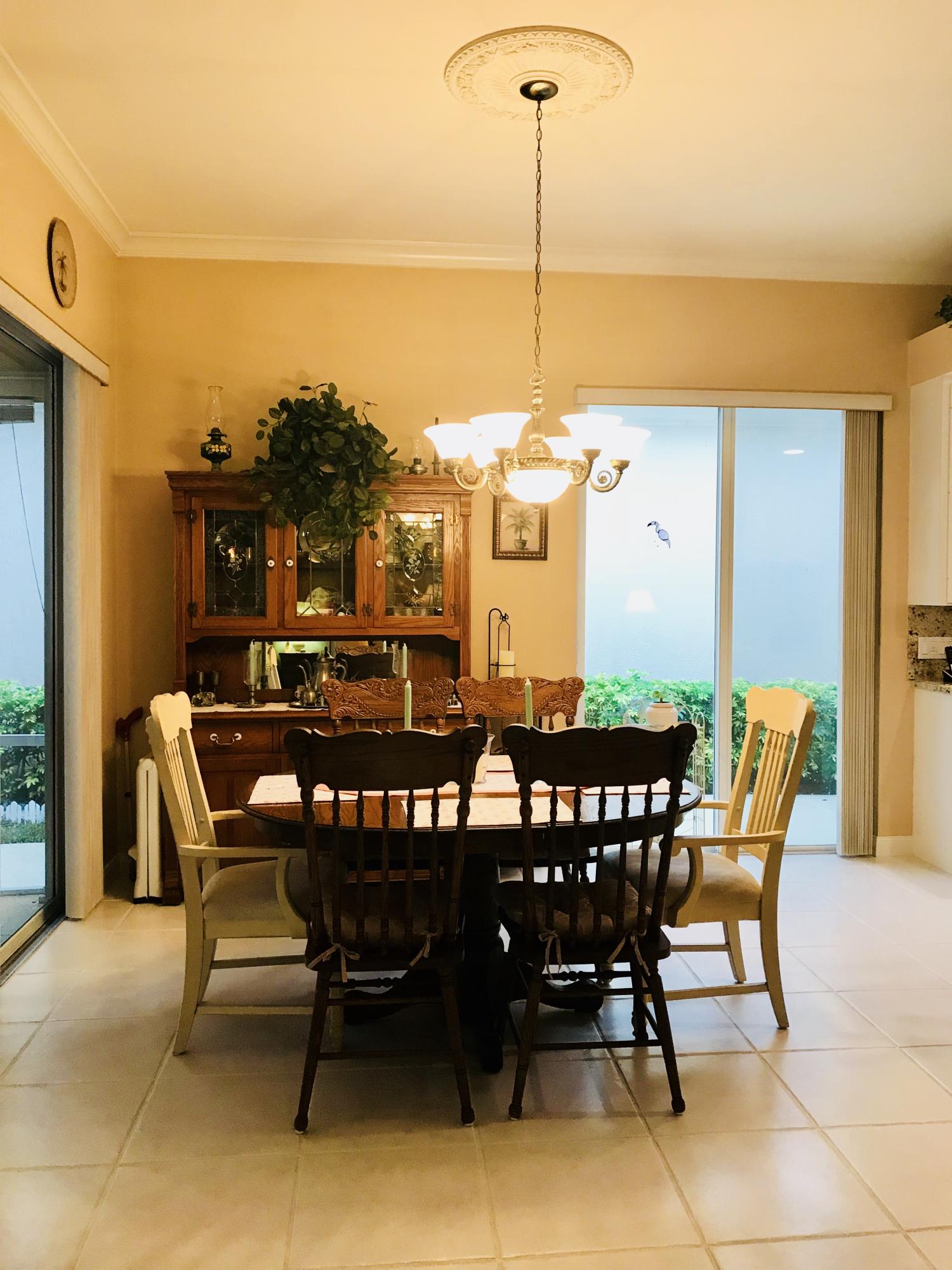 CARLETON OAKS - Residential