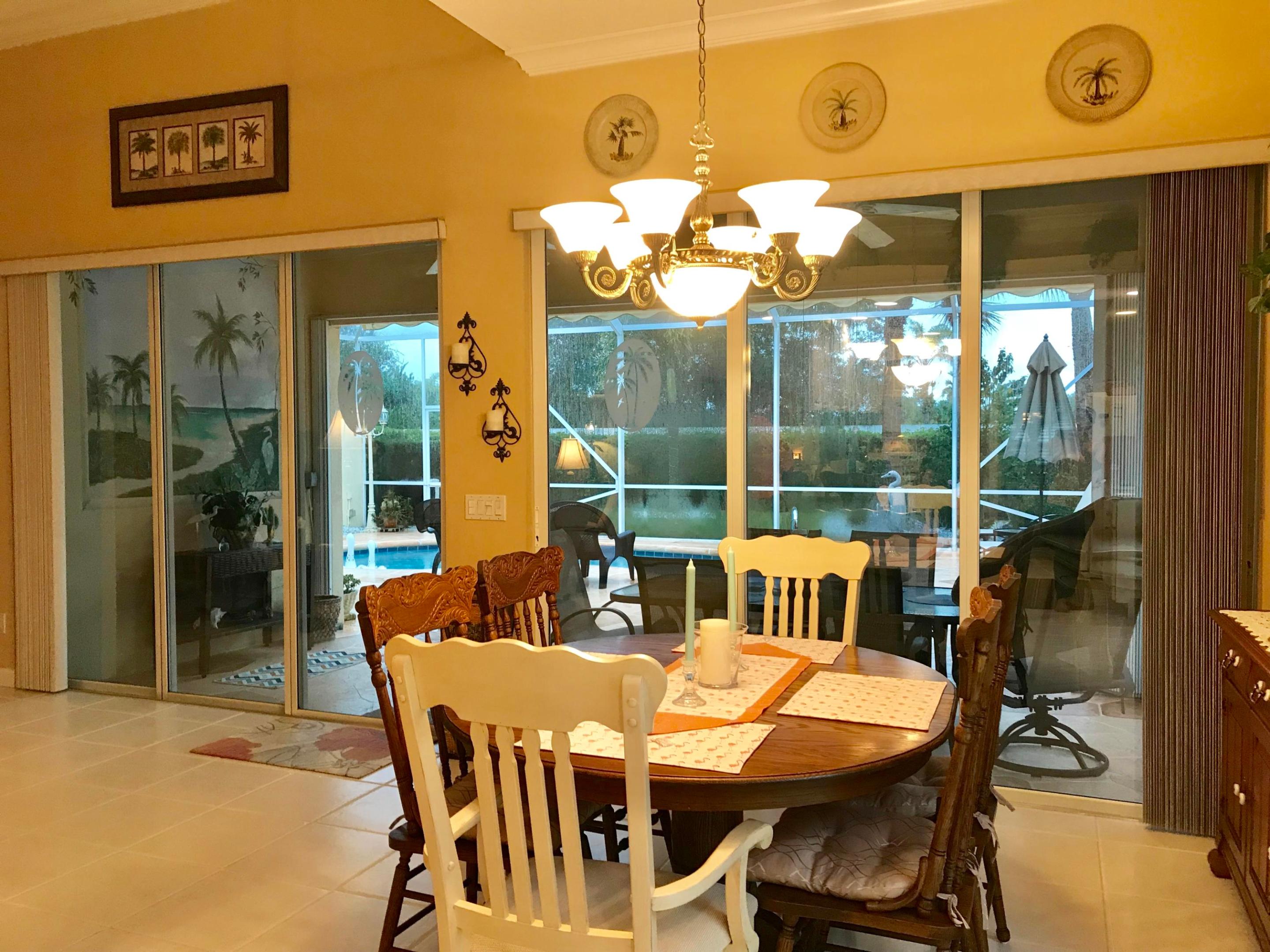 CARLETON OAKS - Residential