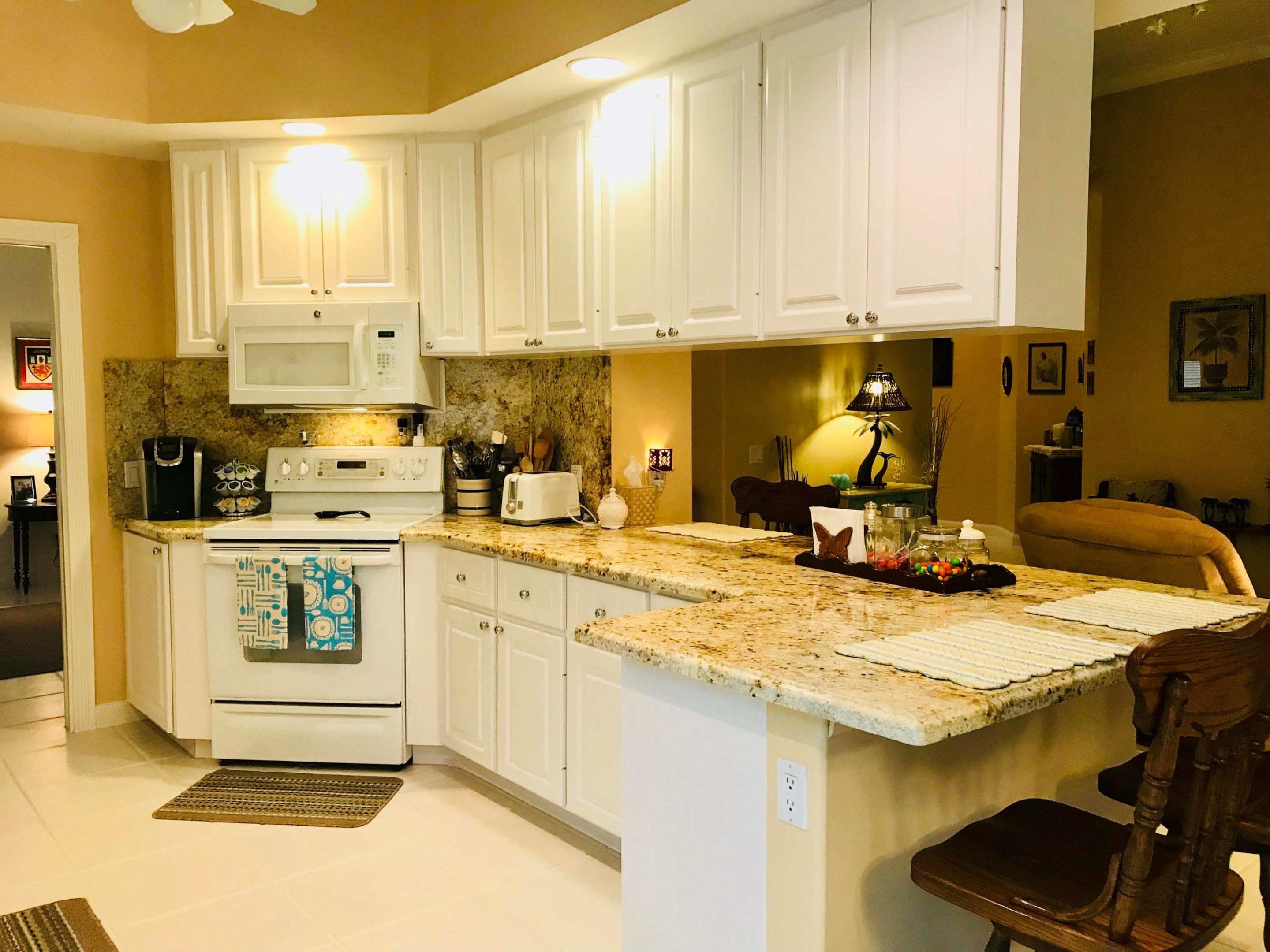 CARLETON OAKS - Residential