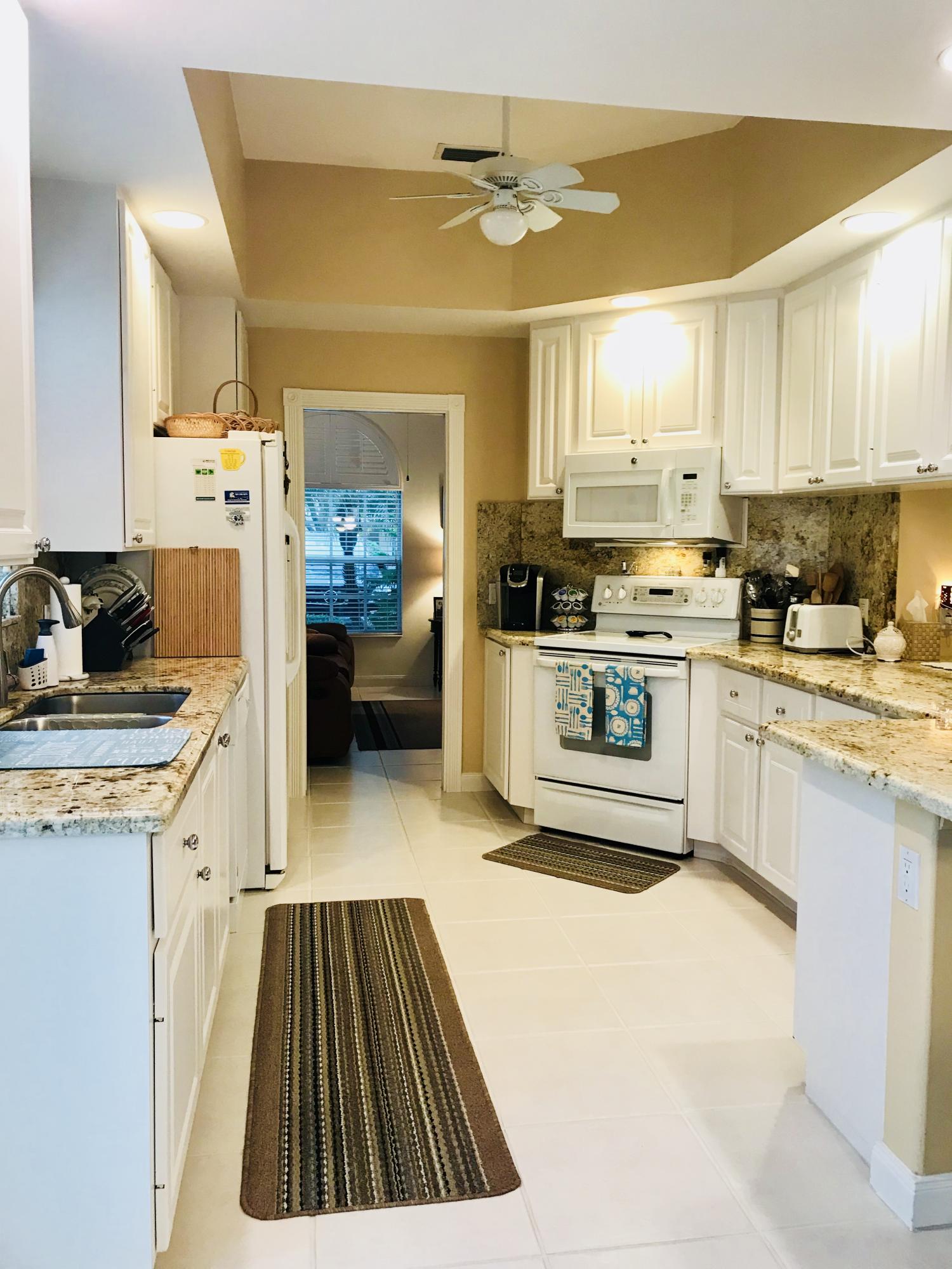 CARLETON OAKS - Residential