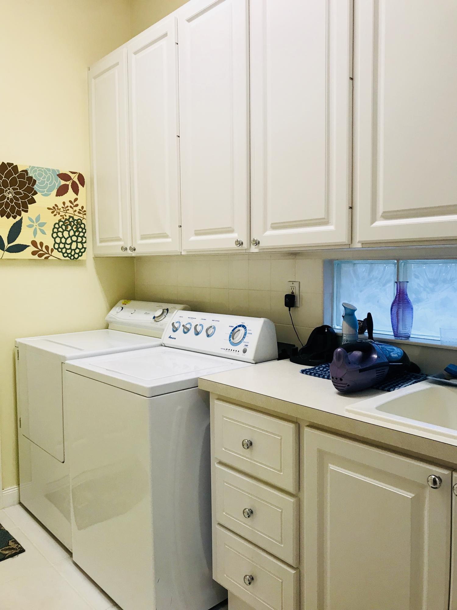 CARLETON OAKS - Residential