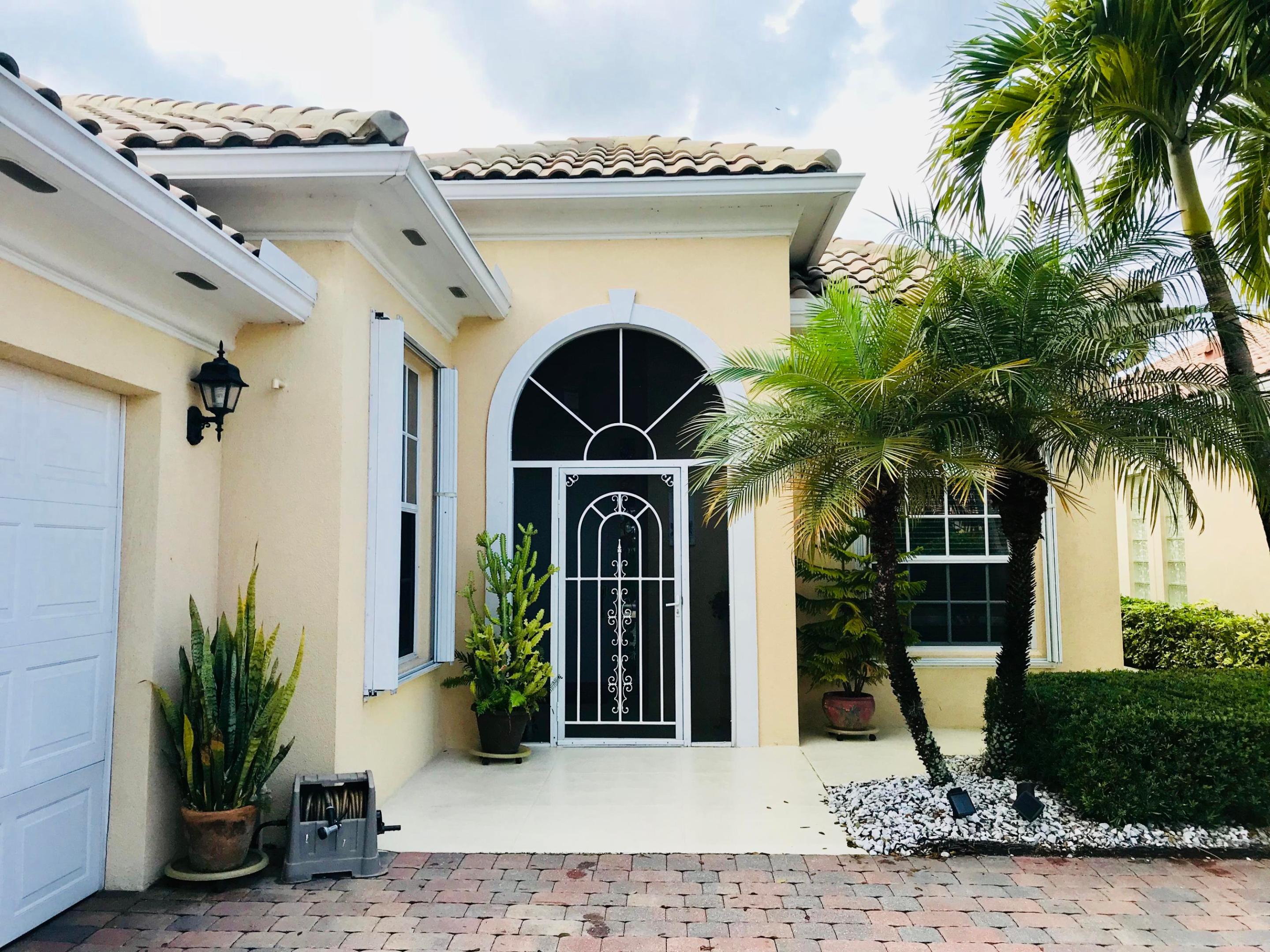 CARLETON OAKS - Residential