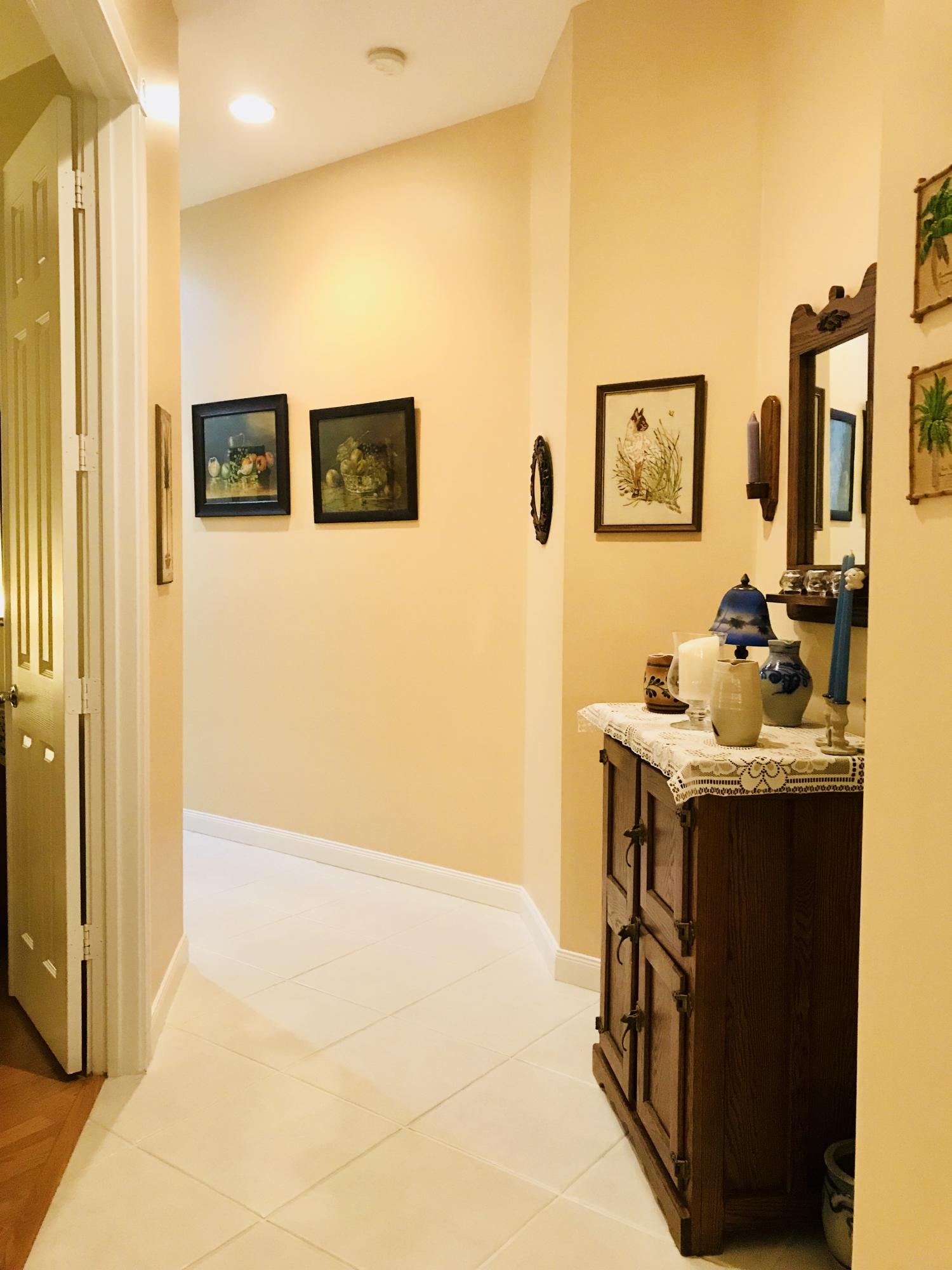 CARLETON OAKS - Residential