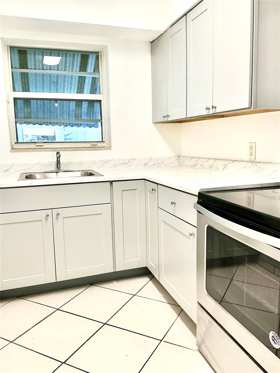 Progresso 2-18 D - Residential Lease