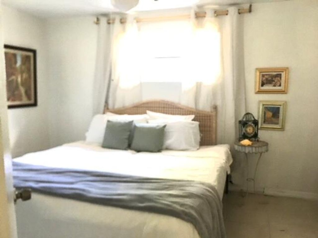 Photo of 1209 S 10th Street, Fort Pierce, FL 34950 (MLS # R10949833)