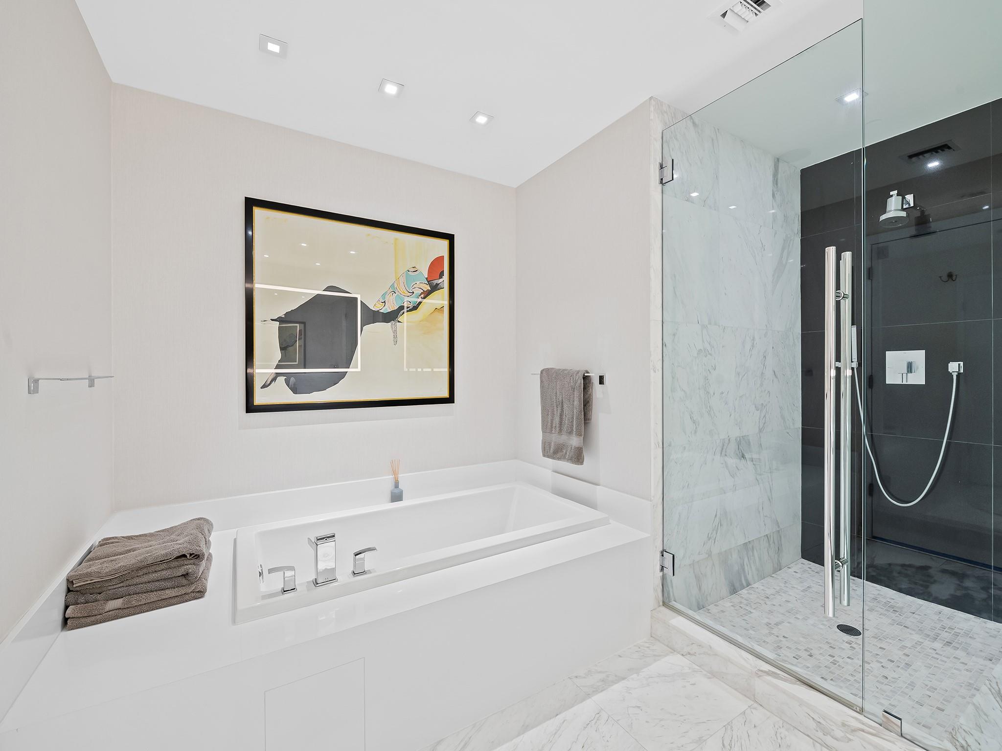 Paramount - Residential