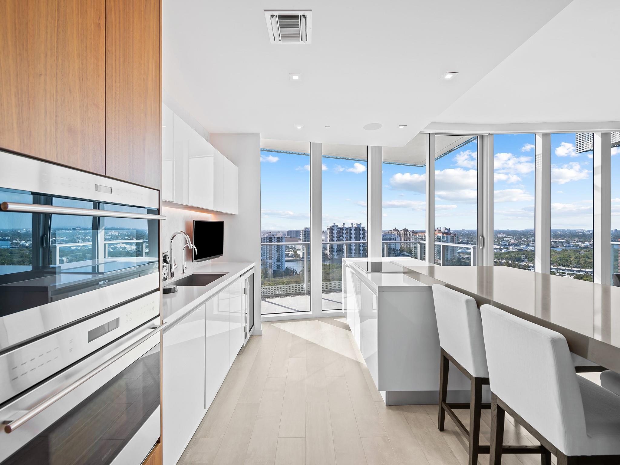 Paramount - Residential