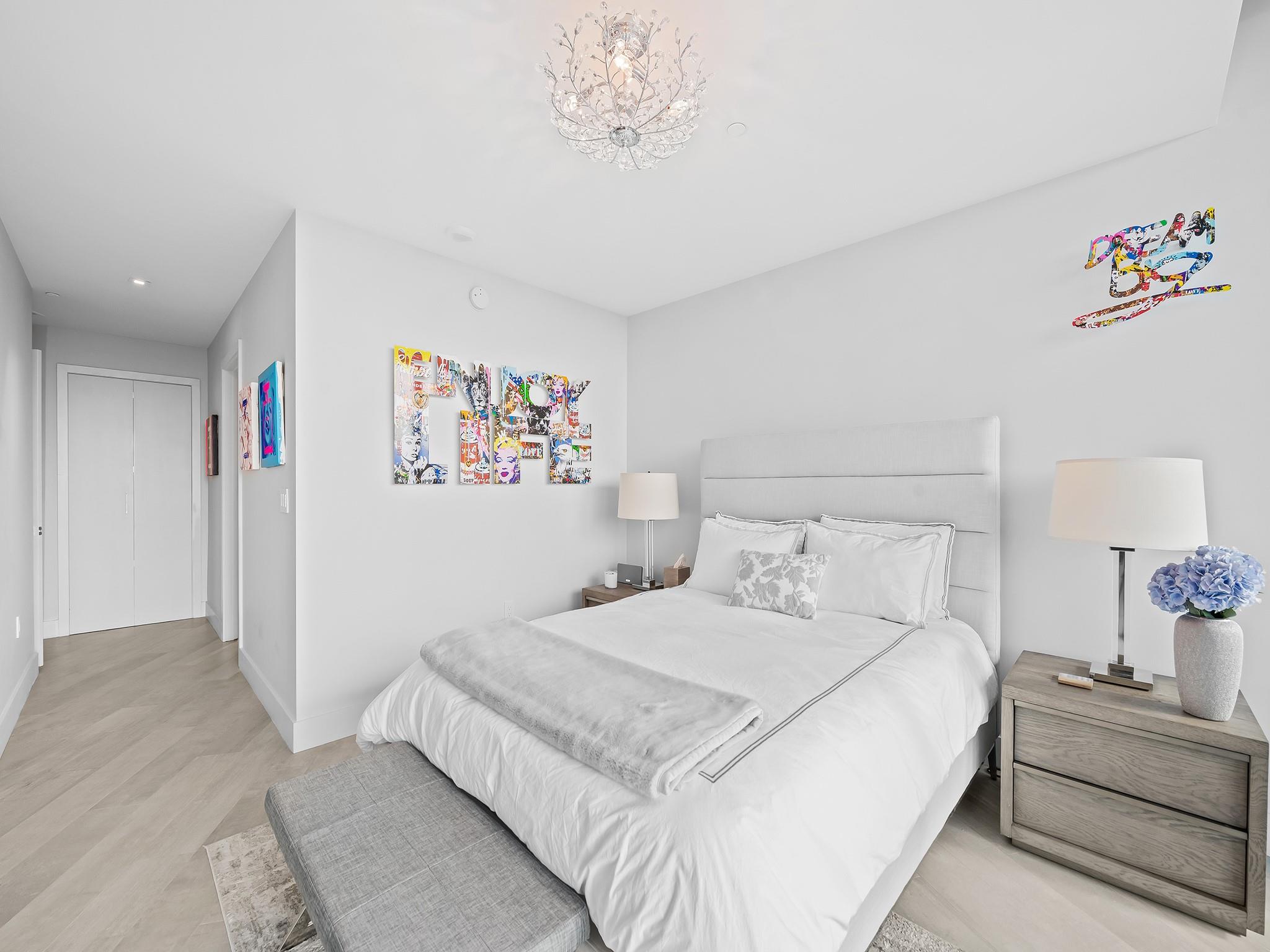 Paramount - Residential