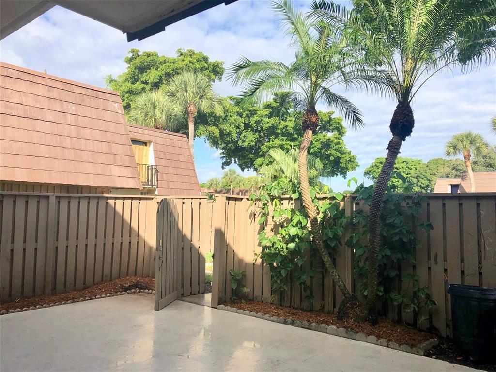 Sandalwood Estates - Residential Lease