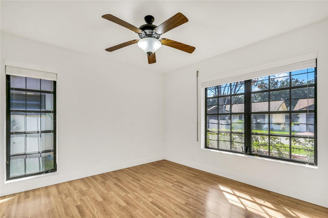 The Meadows Of Crystal La - Residential