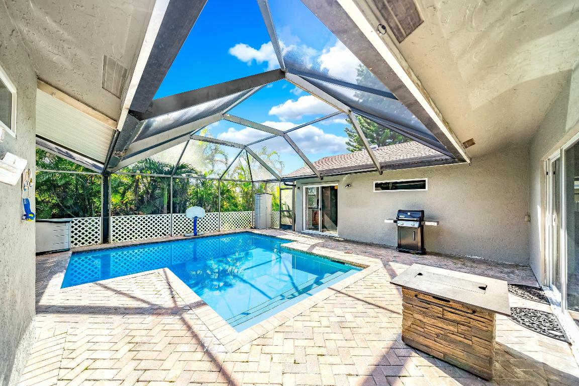 BEACHWOOD HEIGHTS - Residential