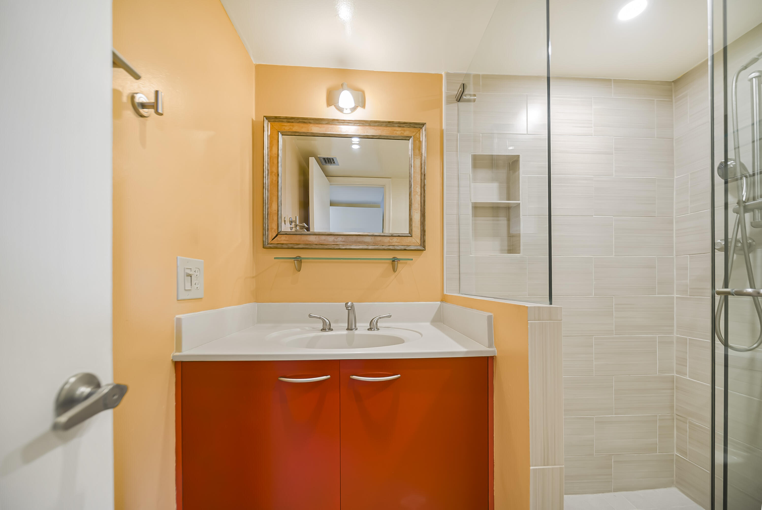 J-MAR CONDO - Residential