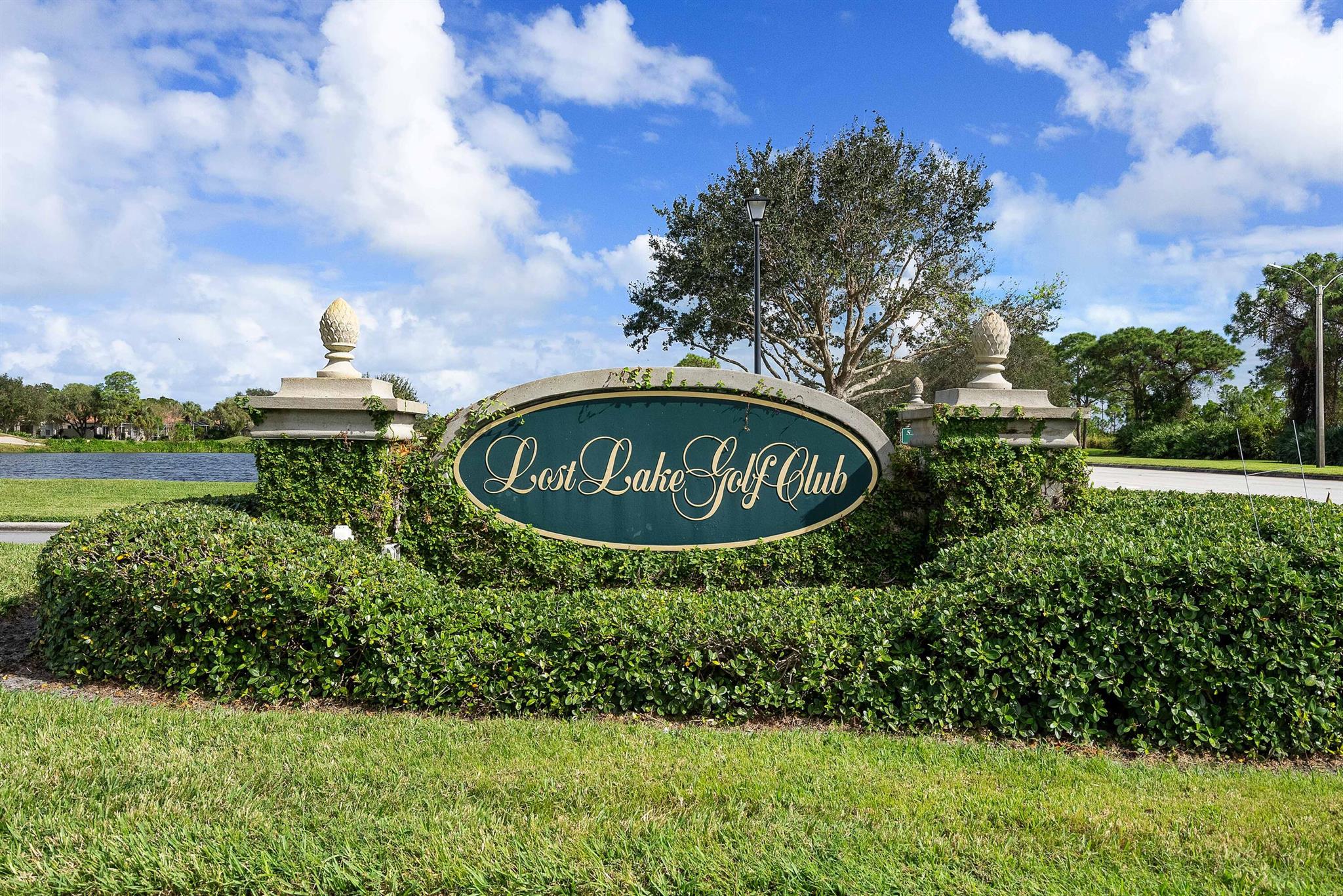 DOUBLE TREE - Residential