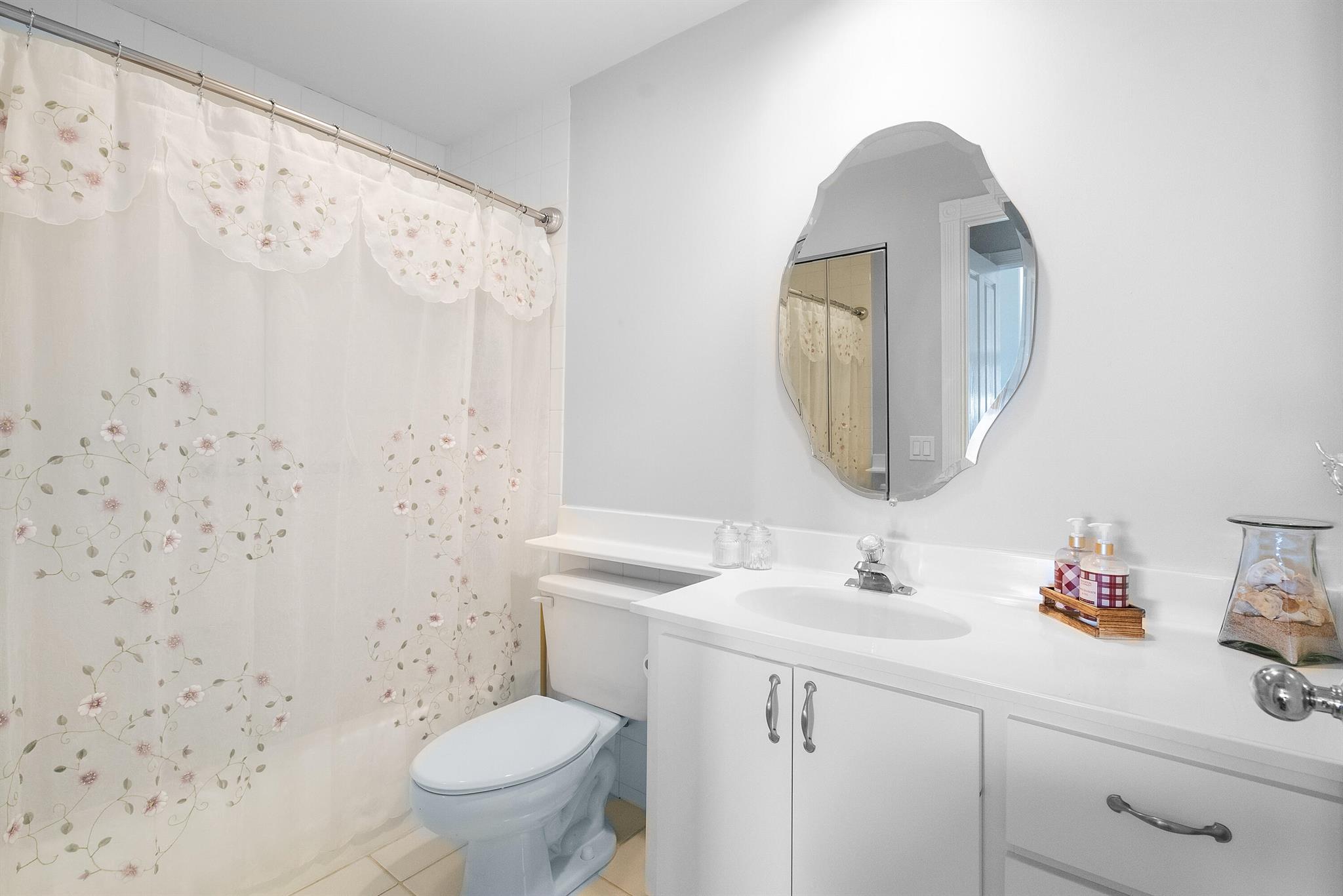 DOUBLE TREE - Residential